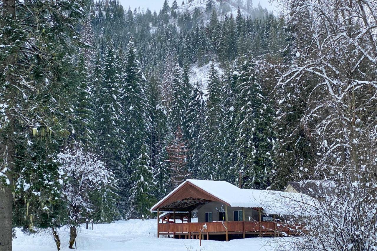Private 2-Acre Retreat With Mtn Views, Walk To River Saint Maries Экстерьер фото